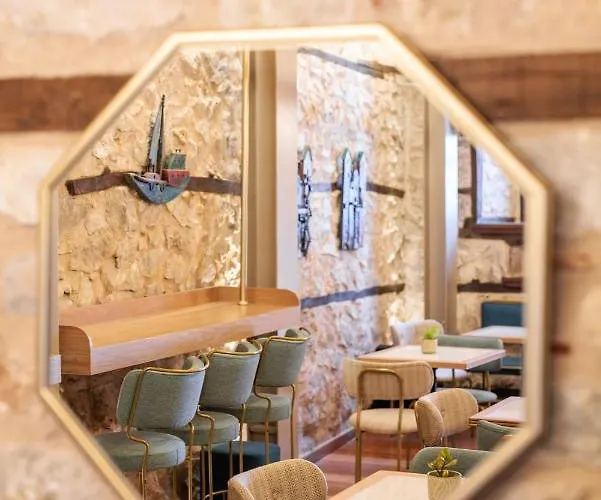 αρχοντικό κίτσου - Boutique 3* 卡斯托里亚